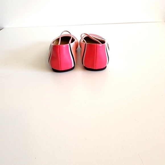 Katy Perry The Crayon -T in Pink - Picture 3 of 8